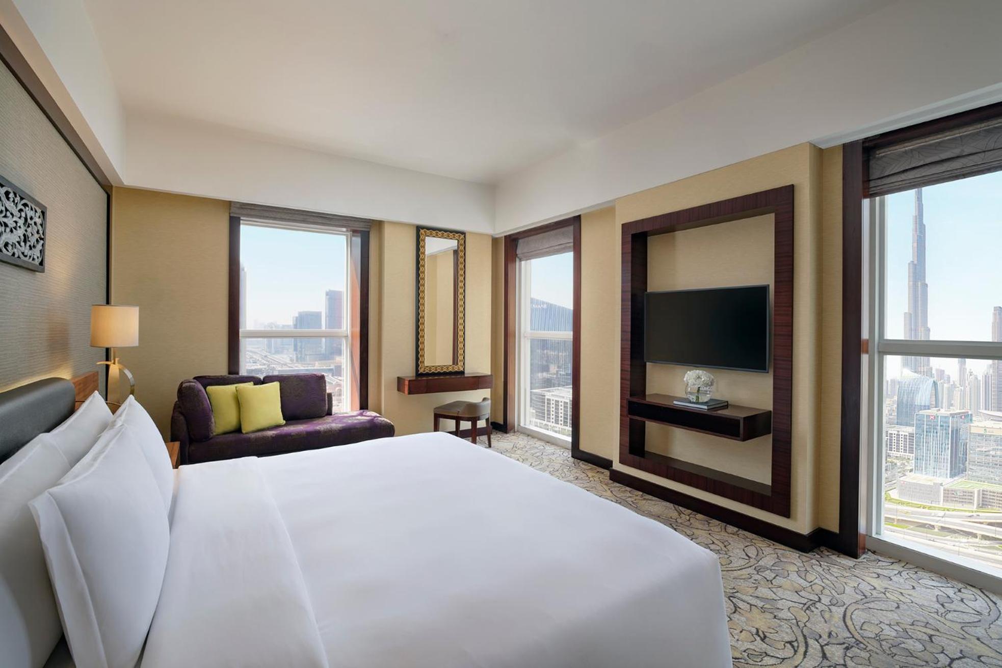 دوسيت ثاني 5*